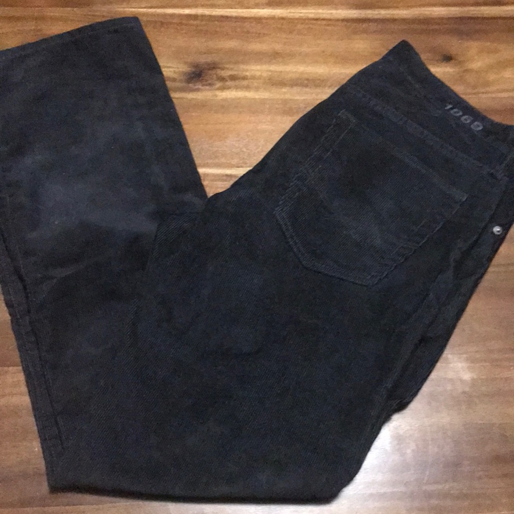 GAP men’s black corduroy pants